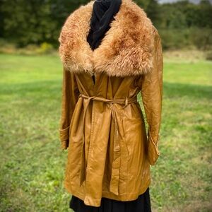 Vintage Sears Women's Leather Coat with real Shearling trim!